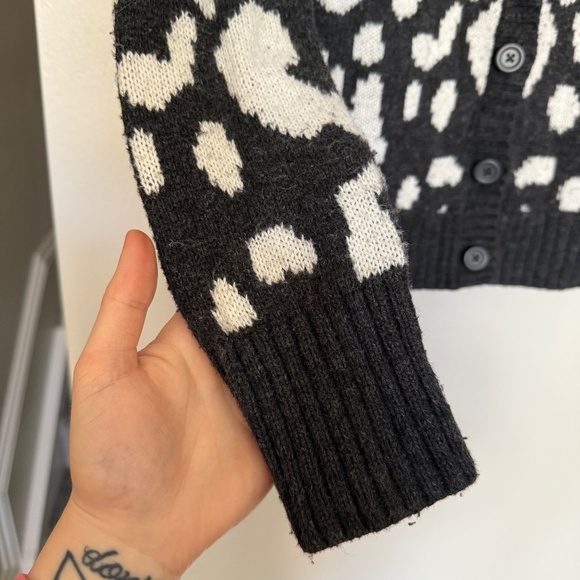 Hive & Honey Black and White Leopard Cardigan size M - Picture 4 of 8